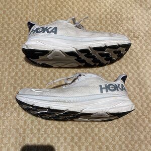 Hoka one one mens clifton 9 size 11
